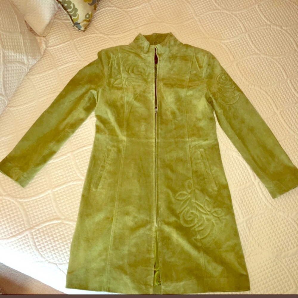 BERNARDO FABULOUS SUEDE GREEN COAT